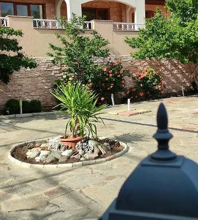 بيت ضيافة Palazzo 3*