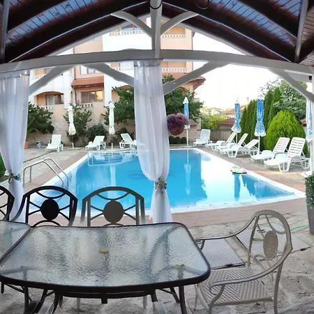 Palazzo بيت ضيافة 3*